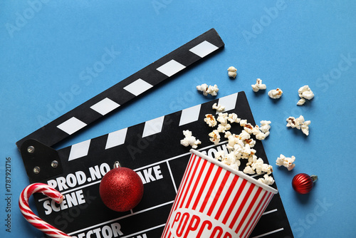 Bucket of popcorn, movie cl...