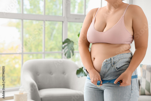 Young overweight woman in t...
