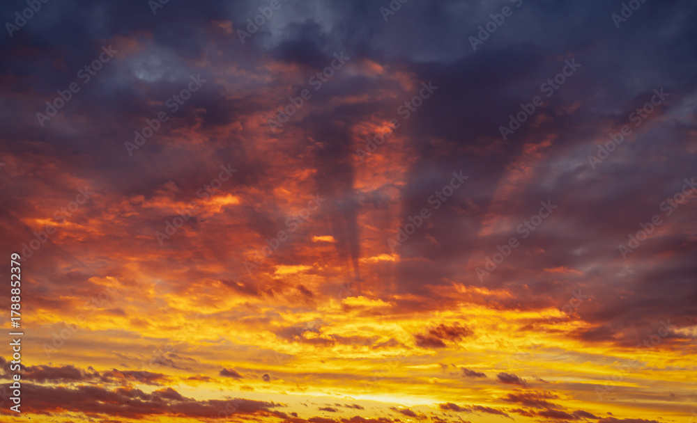 Obraz premium View on evening sky during sunset in Warsaw, Poland