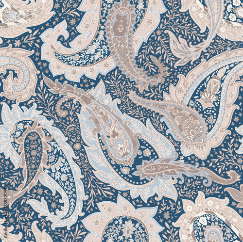Ornate Heritage Paisley Floral Pattern