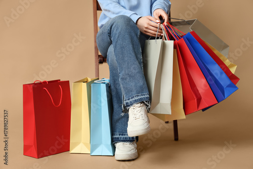 Young woman with shopping b...