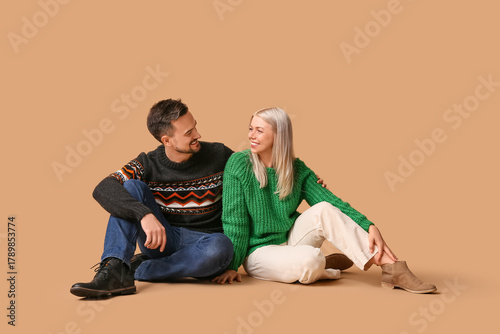 Happy couple in winter clot...