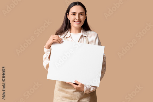 Beautiful female artist wit...