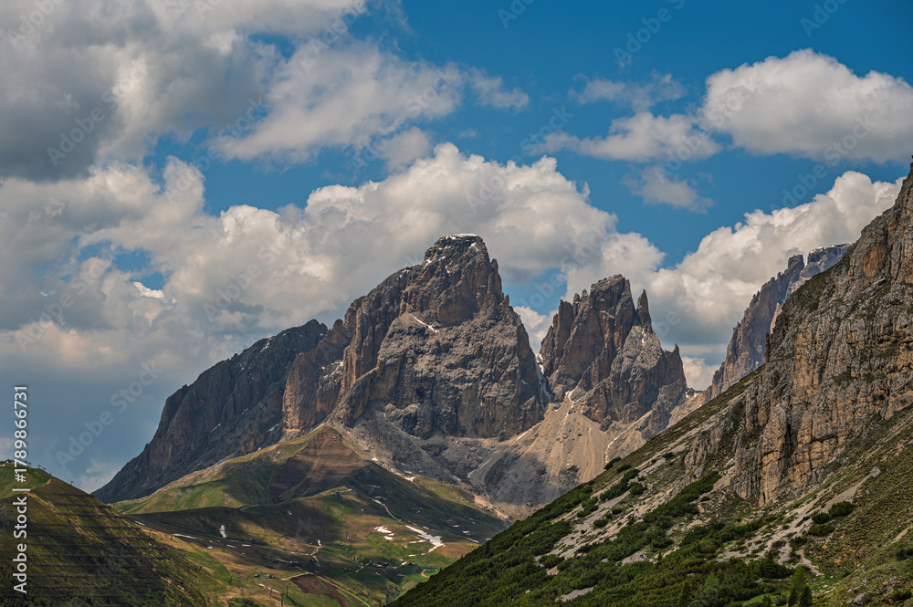 Obraz premium nature sceneries from the Pordoi Pass, Dolomites, Italy