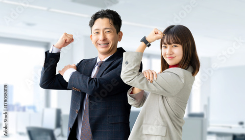 Canvastavla ガッツポーズをする笑顔のビジネスマン男女