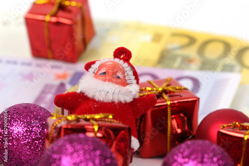 Fotografie Christmas gift packages and euro euro Money