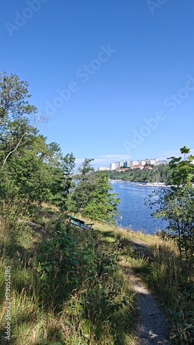 Canvas Print Lush green summer landscapes in and around Stockholm's many islands and archipel