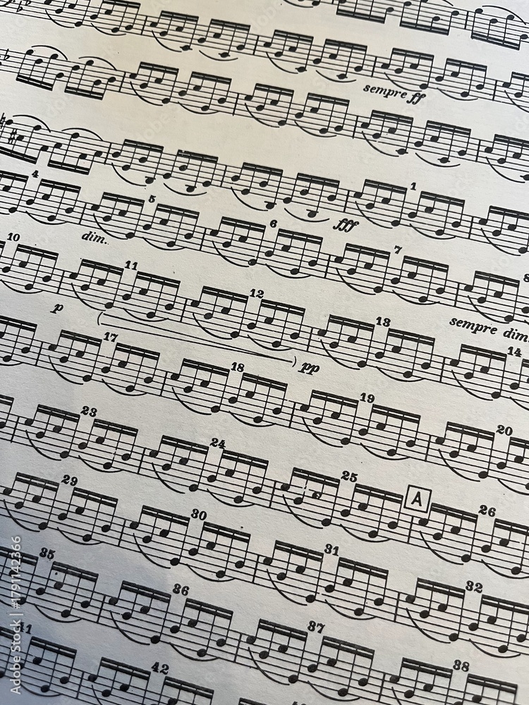 seamless pattern with music notes