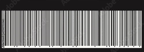 Kod kreskowy na czarnym tle, symbol identyfikacji produktu, technologia skanowania, cyfrowy wzór.