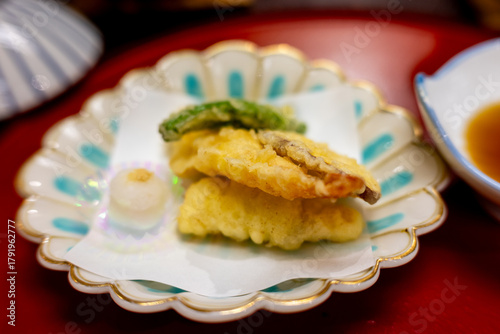 鳥羽の温泉旅館の夕食禅