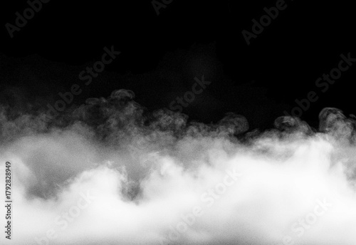 Foto A moody black background with layered white smoke drifting across lower half, cr