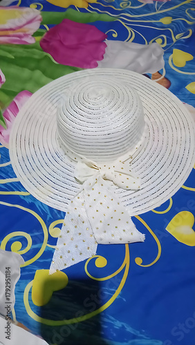 hat, accesories , fashion, woman beautiful 