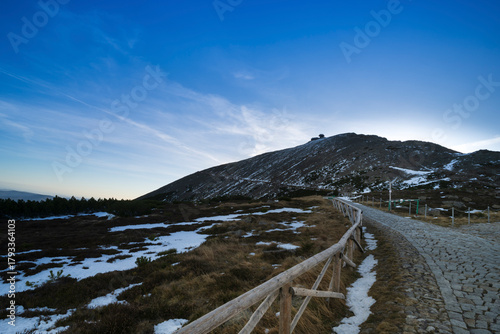 Fototapeta Naklejka Na Ścianę i Meble -  Natura, las, góry, drzewa, krajobraz, jesienią, drzew, skały, Polska, Krajobraz, Jesień, Dolny śląsk, 