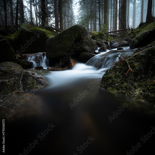 Fototapeta Naklejka Na Ścianę i Meble -  Natura, las, góry, drzewa, krajobraz, jesienią, drzew, skały, Polska, Krajobraz, Jesień, Dolny śląsk, 