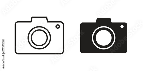 Camera icon in trendy flat style design. Vector graphic illustration.