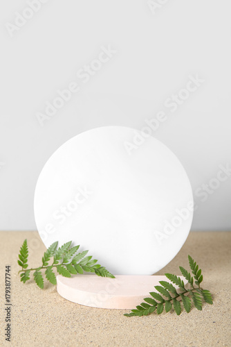 Minimalist product display ...