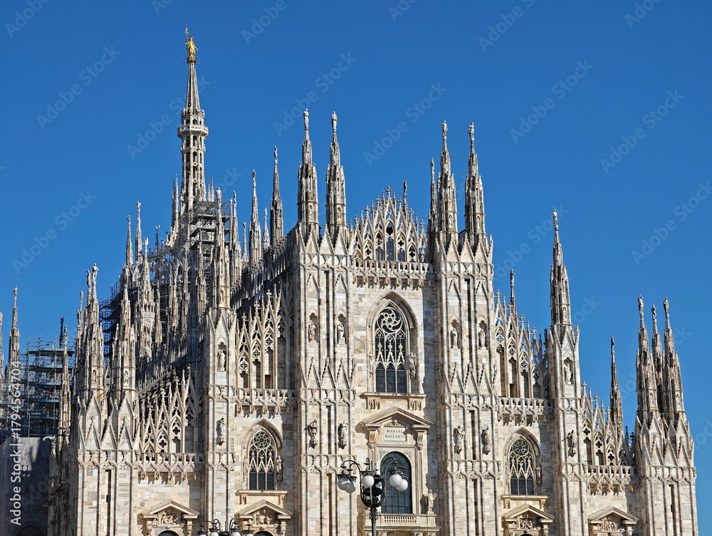 Naklejka premium Milan Cathedral Gothic architecture details
