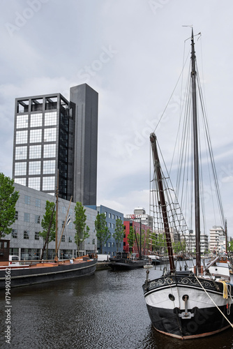 Museumhafen und AVERO-Turm, Leeuwarden