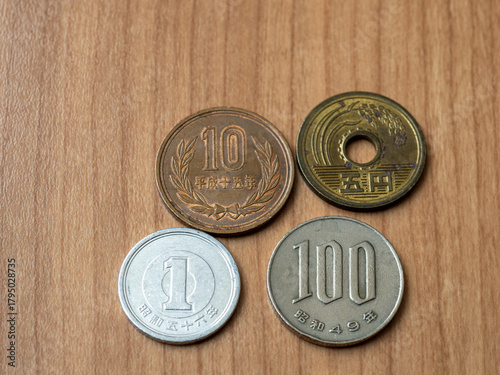 硬貨 000380