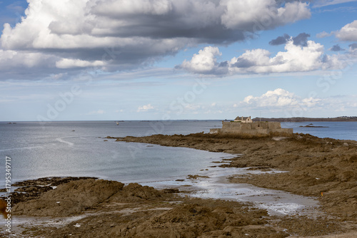 Saint  Malo