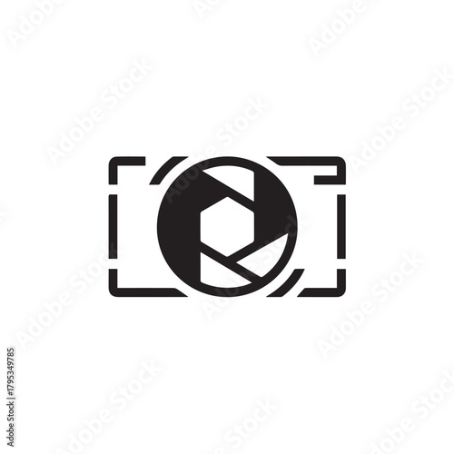 Camera shutter icon, representing photography, aperture, lens, and visual media in technology and creative industries