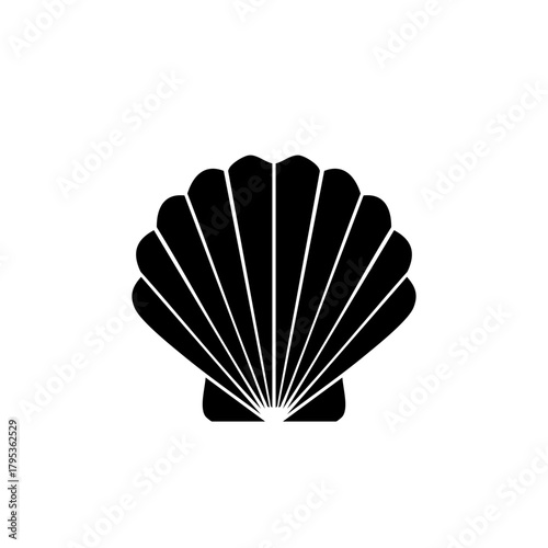 Symmetrical Black Seashell Silhouette with Distinct Ridges and Smooth Edges