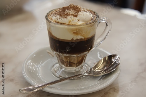 Il Bicerin Torinese: A Rich Blend of Coffee, Chocolate, and Cream from Piedmont, Italy's Cherished Cafeteria Dessert
