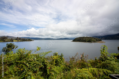 Foto laguna guamuez pasto colombia