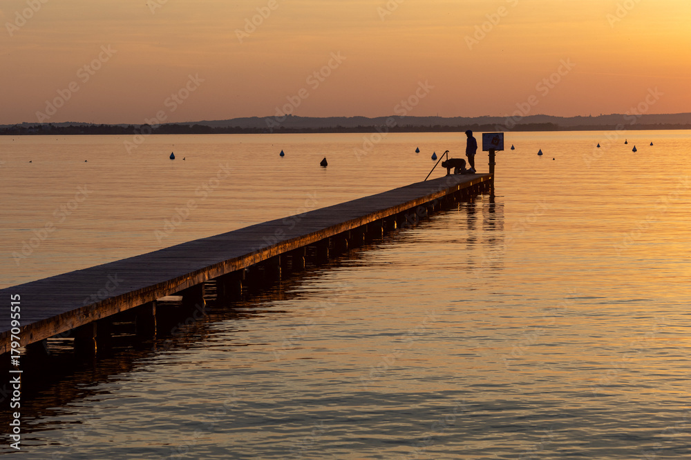 Obraz premium Lake Garda is Italy's largest lake and one of the country's most fascinating tourist destinations. 