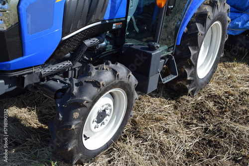 農業機械 トラクター