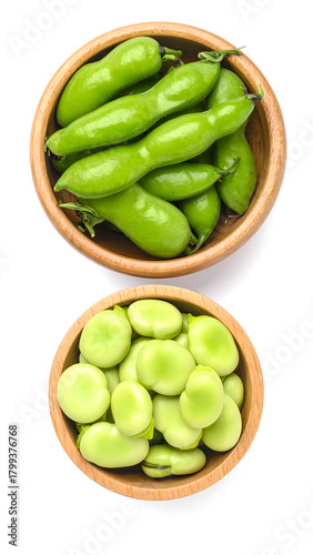 Wallpaper Mural Organic Soy Beans in Pods and Bowl
 Torontodigital.ca
