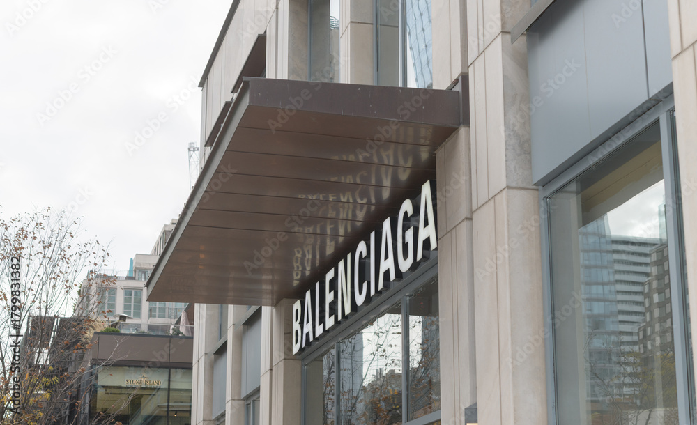 Fototapeta premium exterior of Balenciaga, a clothing store, located at 92 Yorkville, Toronto