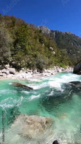 First Person Wildwasser Kajak Fahren Soca River Slowenien - POV Action Adventure Extreme Sports Video