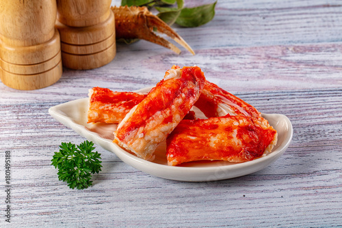 Natural wild crab meat leg