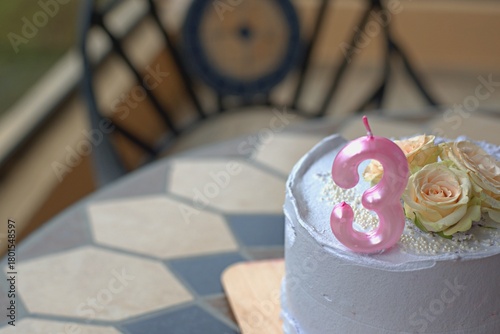 Cake decorated with 3 fresh roses, 3rd birthday