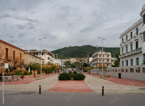 Fototapeta Naklejka Na Ścianę i Meble -  View of the streets and central avenue in the resort town of Loutra Edipsou in Greece on Evia Island