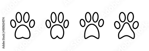 Paw icon vector illustration. paw print sign and symbol. dog or cat paw