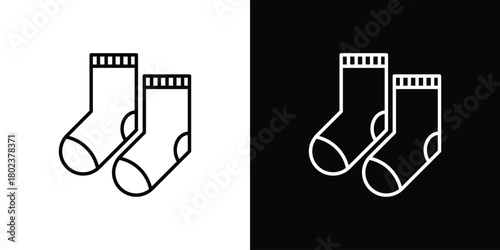 Socks icon. Editable stroke. thin line outline concept vector.
