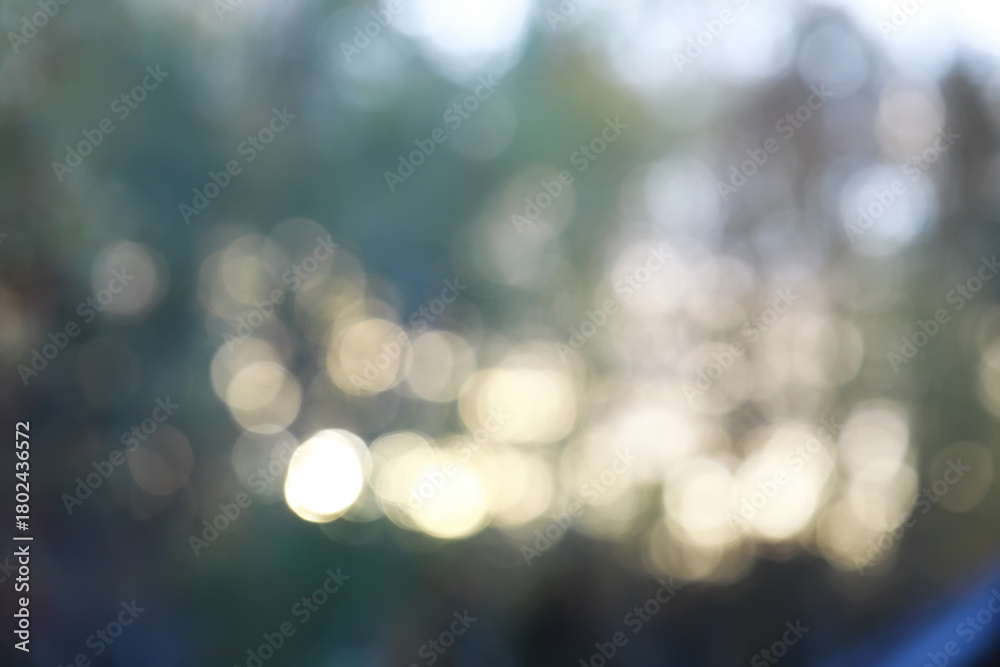 Naklejka premium Abstract Nature Bokeh Background with Soft Light and Blurred Colors