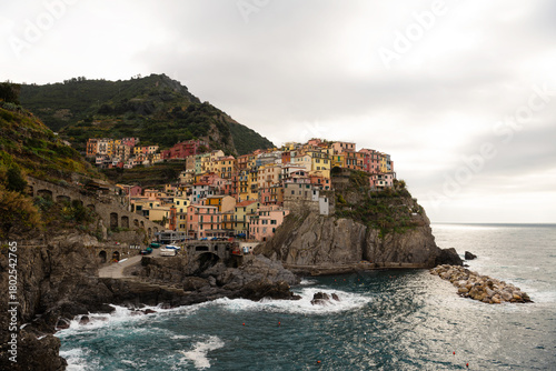Manarola seaside village in autumn, Cinque Terre, Ligury, Italy