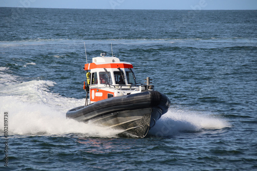 Helgoland, Deutschland,SAR, Rettungskreuzers, der  Rettung Schiffbrüchiger im Hafen Helgoland