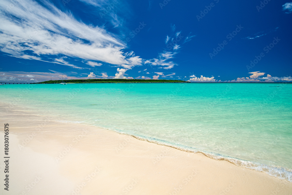 Obraz premium 前浜ビーチ 沖縄 宮古島