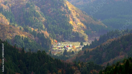 おにゅう峠から見える村