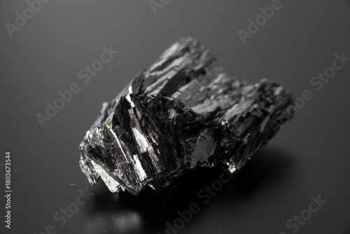 Fotografie Tellurium metalloid chunk