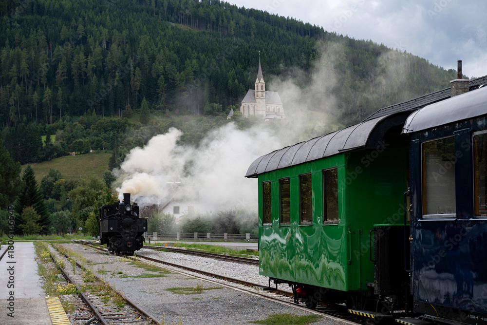 Obraz premium Railway romance in green Styria
