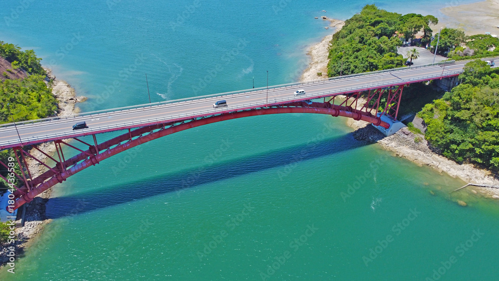 Fototapeta premium 天草五橋・5号橋（松島橋）のドローン空撮