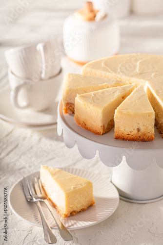 Tasty New york cheesecake made with vanilla and cheese.