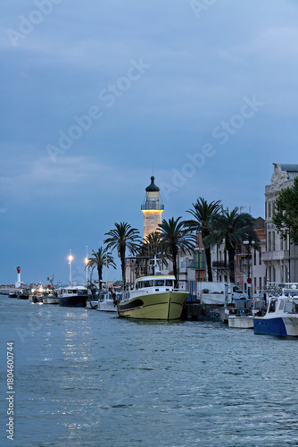 Photography Le Grau du Roi in the Camargue, port and town center with ships, shops, cafe and