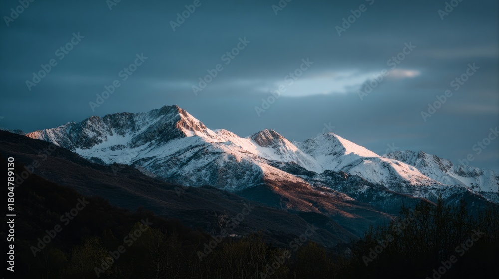 Obraz premium Majestic alpenglow on rugged mountain peaks, enchanting alpine serenade, perfect for Winter Solstice contemplation and International Mountain Day reverie