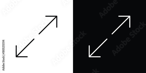 Expand icon. Outline symbol for Website UI